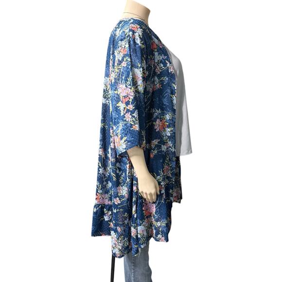 Maurices Beautiful Kimono Size 4X in Blue Floral - Picture 4 of 10
